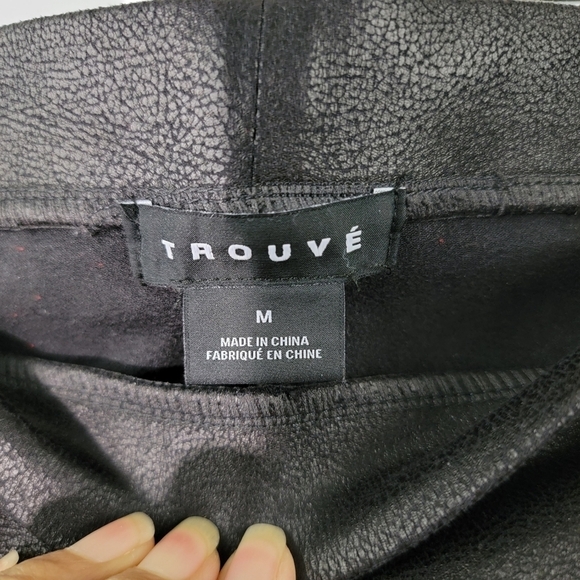 TROUVE Womens Black Faux Leather Leggings Size M Stretchy Comfy Warm - Picture 8 of 10